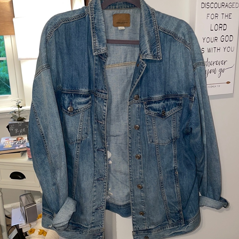 American Eagle Printed on the back Jean jacket